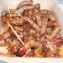 Honey and mustard sausages
